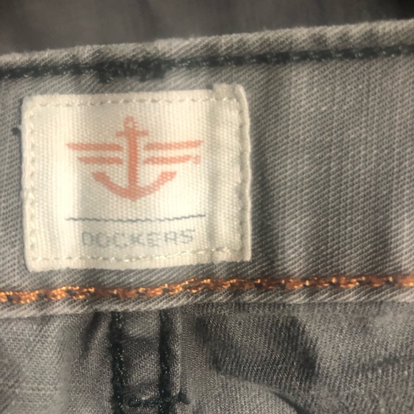 Dockers Men’s Grey Jeans - Size 30W x 30L - Good Used Condition - Picture 5 of 6